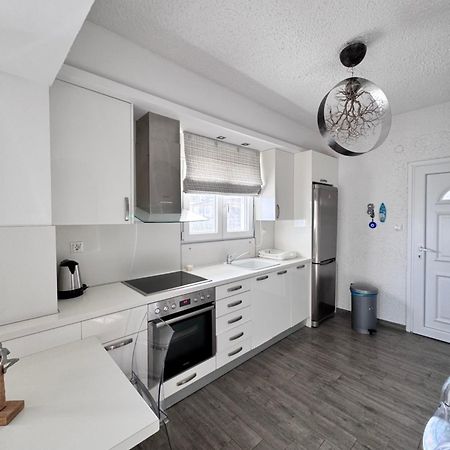 Dedis Apartment'S Néosz Marmarász Kültér fotó
